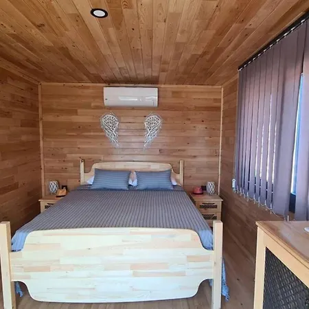 Ugni Blanc Uzum Baglari Ve Zeytinlikler Icinde Mini Bir Cennet Ve Tiny House Konseptli Havuzlu Ucgen Ev - крошечный дом - скрытый рай Vakantiehuis *